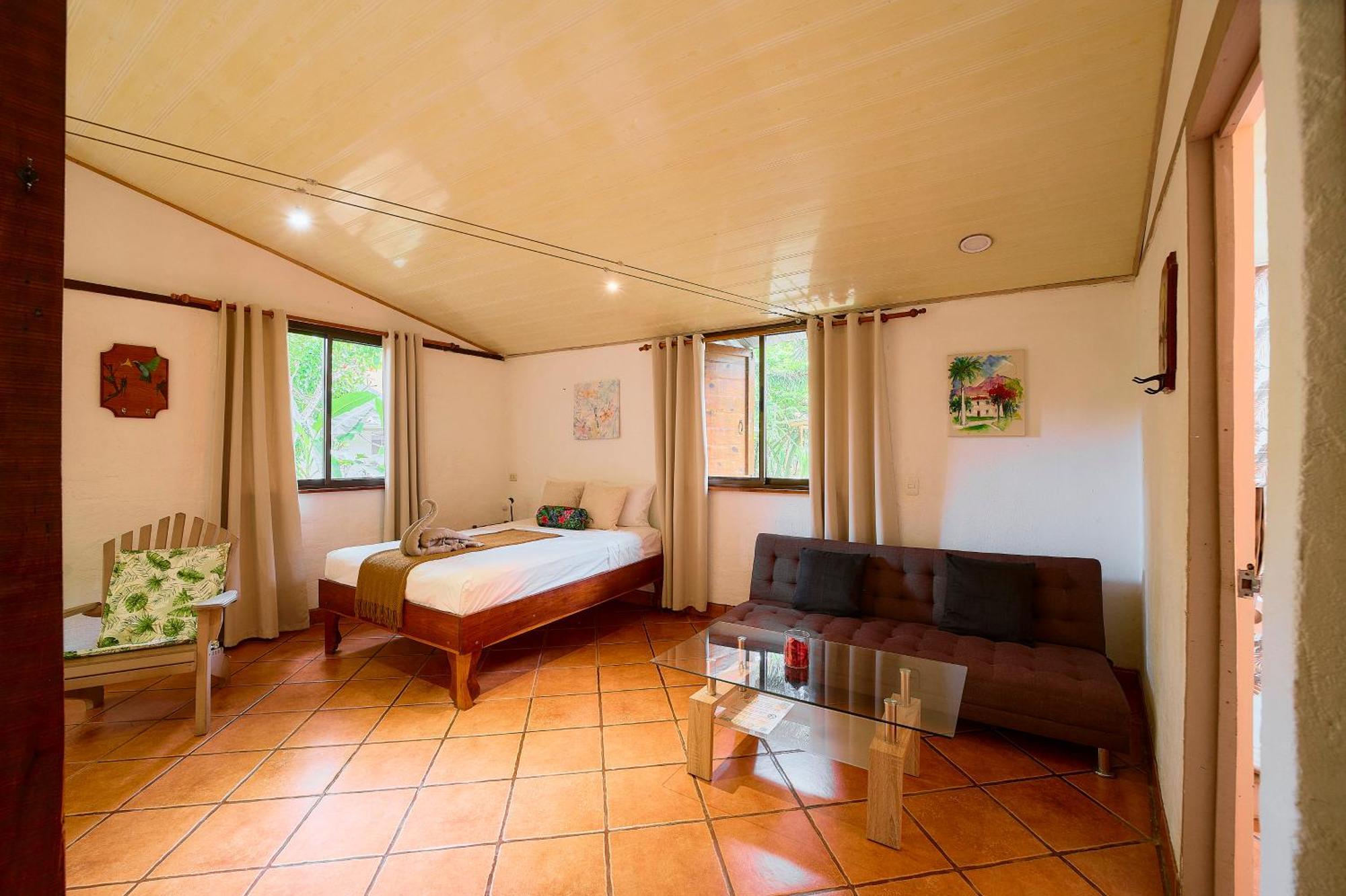 Cabinas Montesol Puerto Viejo de Talamanca المظهر الخارجي الصورة
