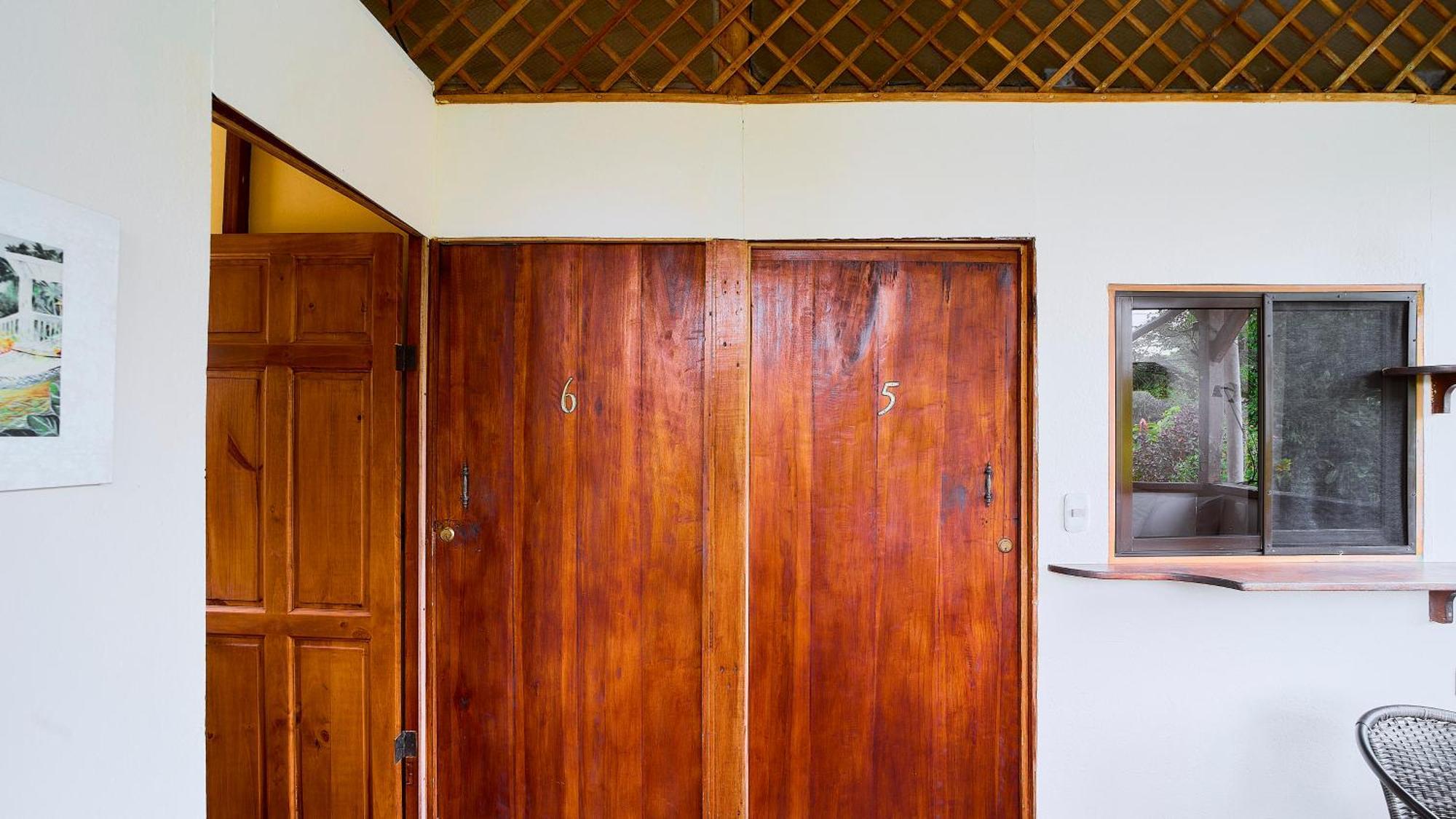 Cabinas Montesol Puerto Viejo de Talamanca المظهر الخارجي الصورة