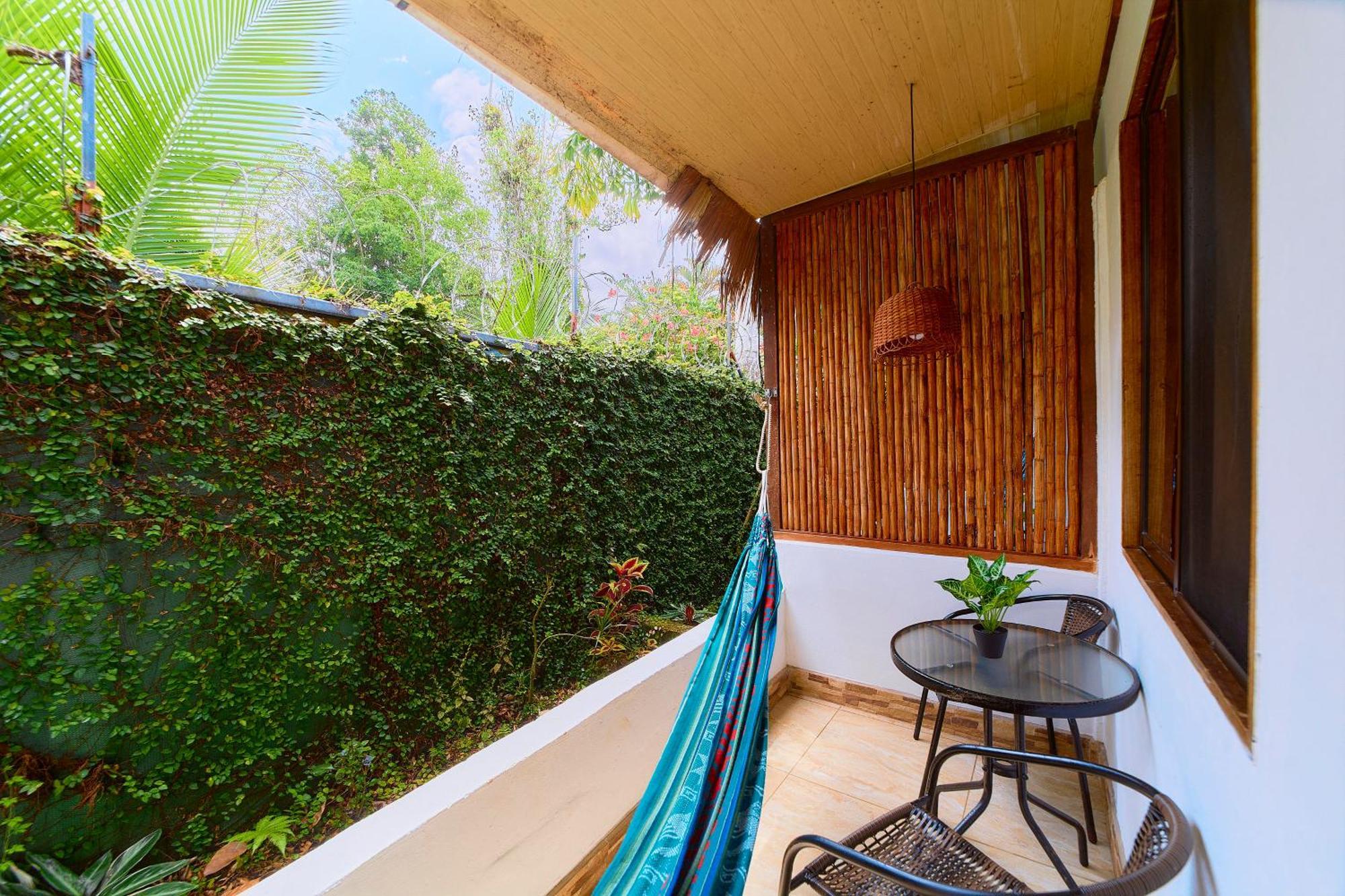 Cabinas Montesol Puerto Viejo de Talamanca المظهر الخارجي الصورة