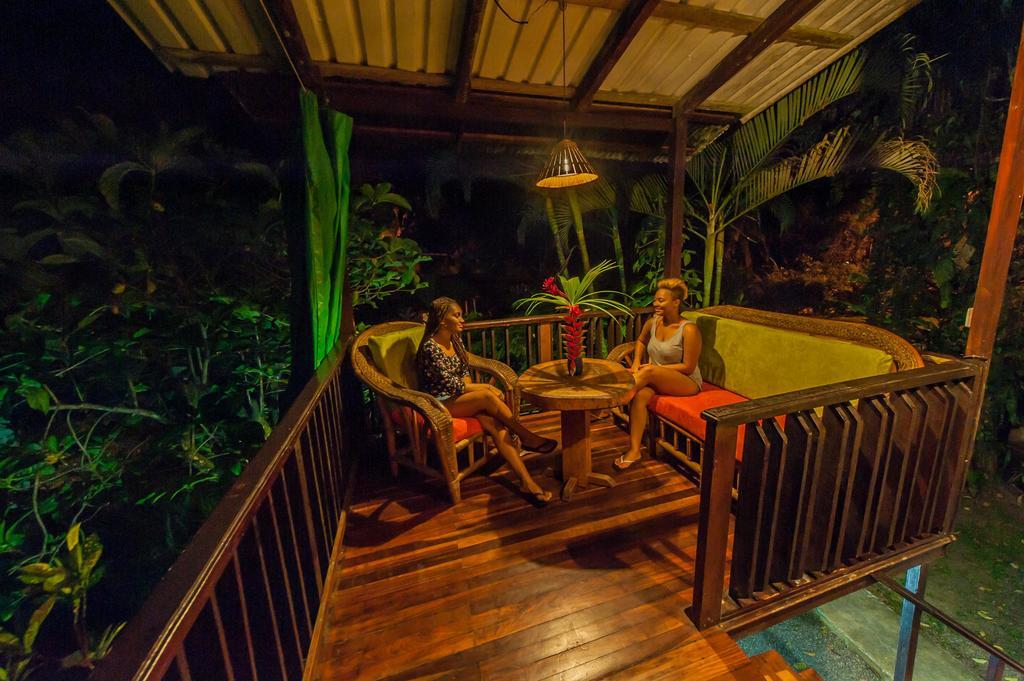 Cabinas Montesol Puerto Viejo de Talamanca المظهر الخارجي الصورة